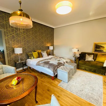 The Secretary's In Oliva * غدانسك