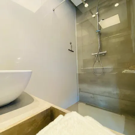 The Secretary's In Oliva Apartment